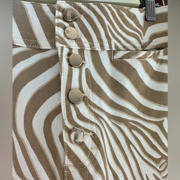 J. McLaughlin Leora Wide Leg Jeans in Tan/Cream Seabray NWT - Picture 2 of 8